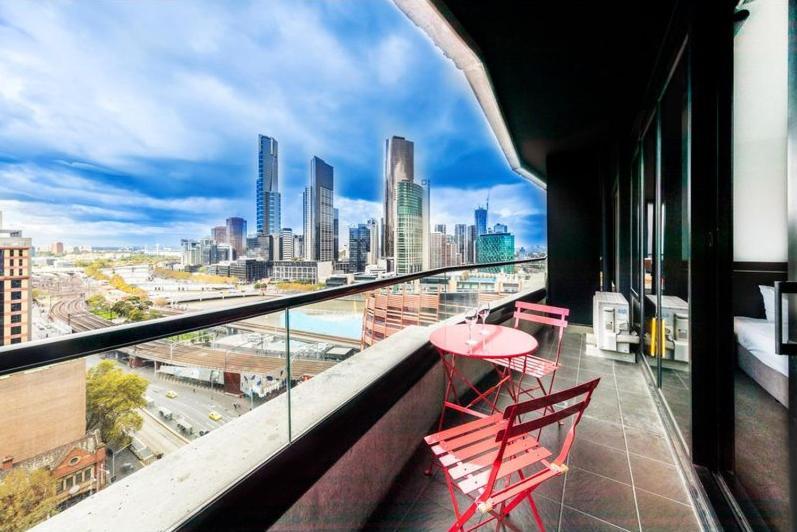 Riverview Suites By Edgetrip Melbourne City Exterior foto