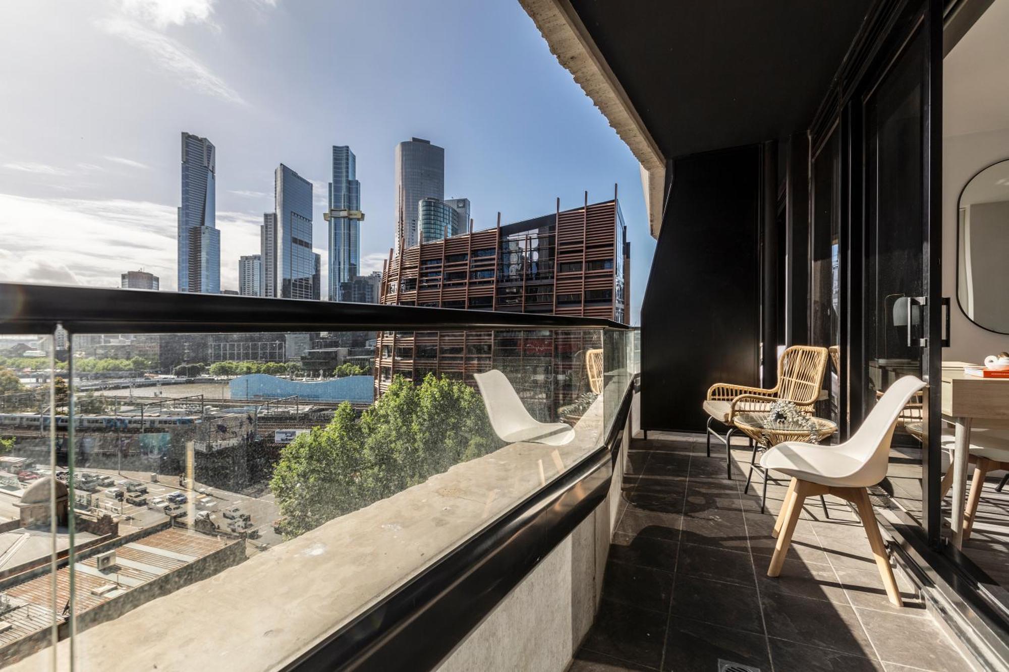 Riverview Suites By Edgetrip Melbourne City Exterior foto