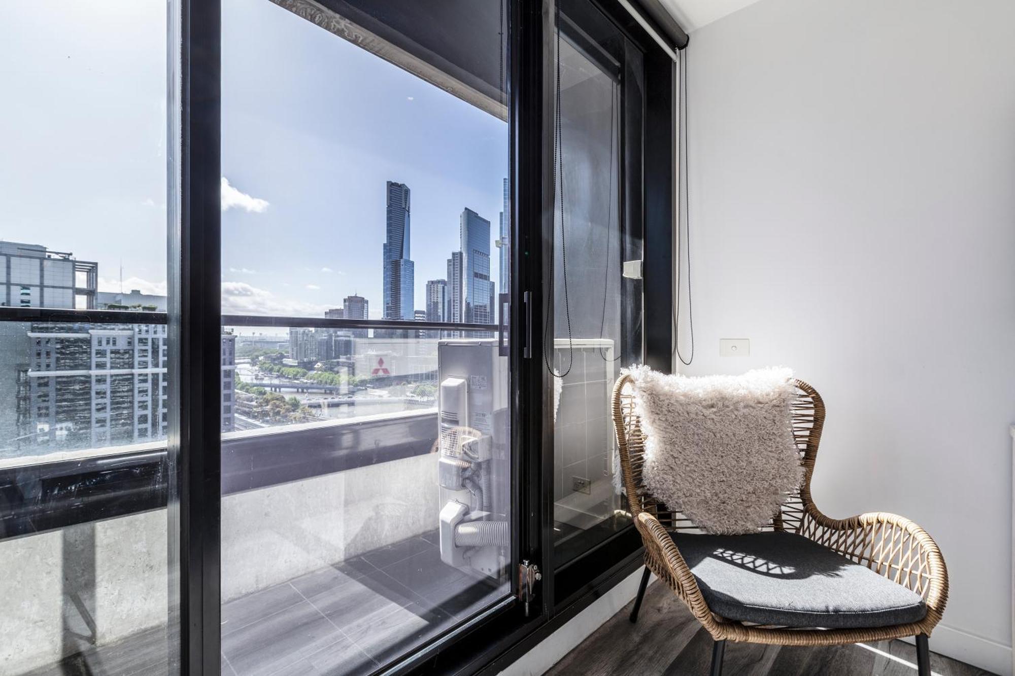 Riverview Suites By Edgetrip Melbourne City Exterior foto