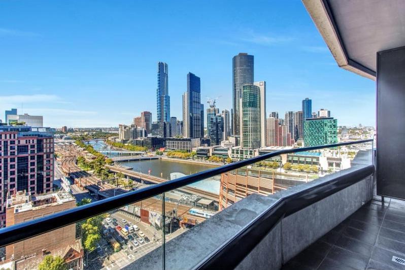 Riverview Suites By Edgetrip Melbourne City Exterior foto